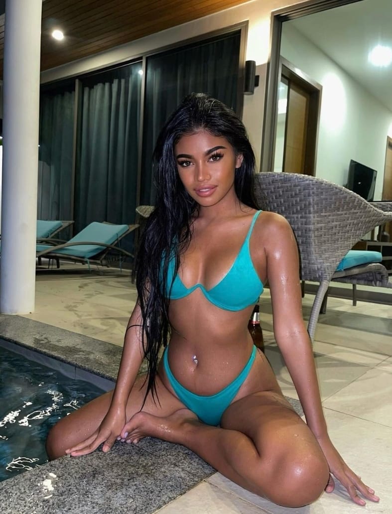 Escort - MINIE - Ibiza Tops